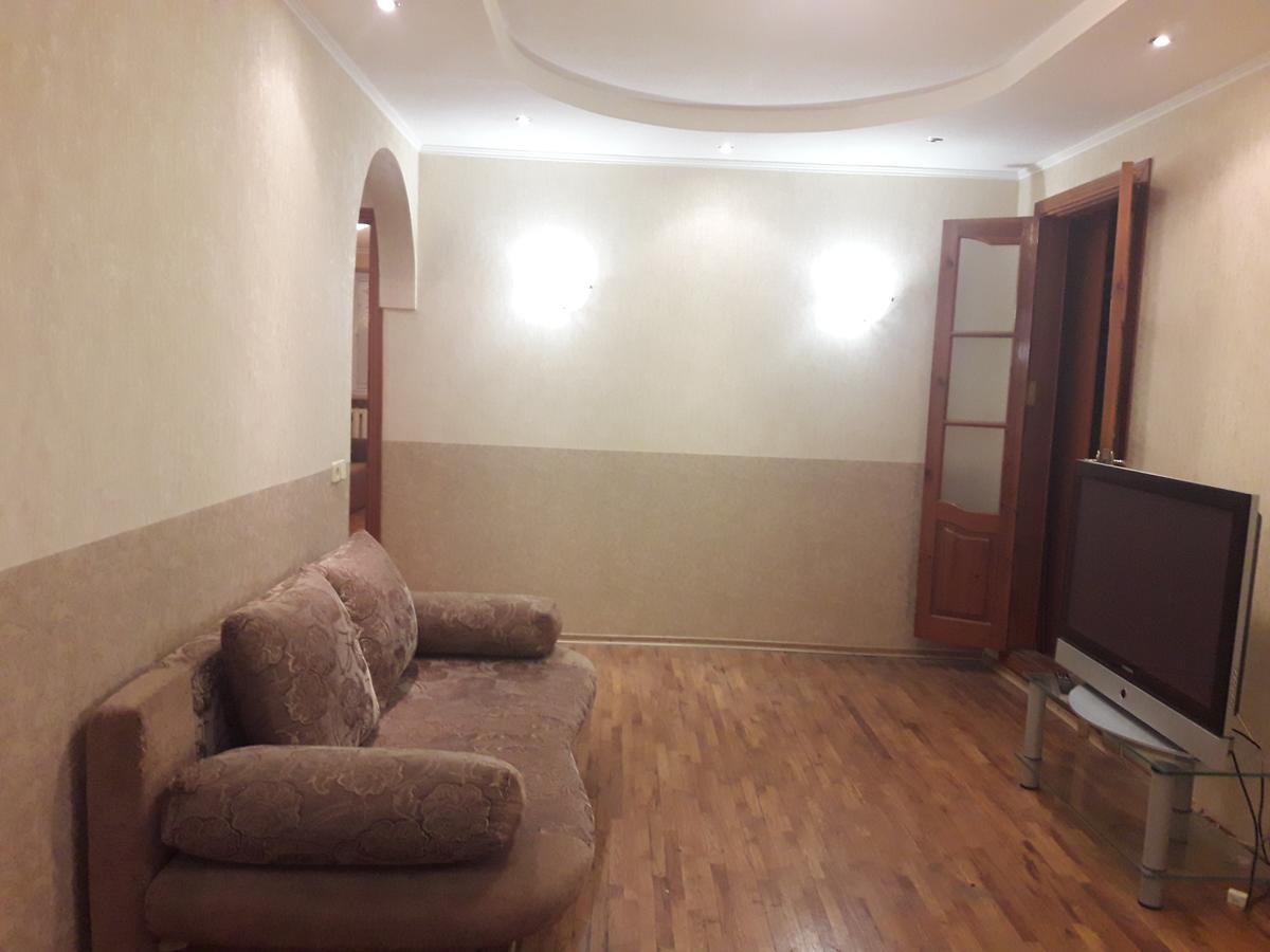 Appartment Near M. 23 Serpnya Carcóvia Exterior foto